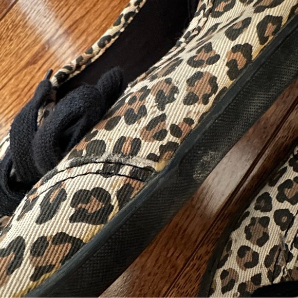 Leopard shoes - Picture 7 of 9